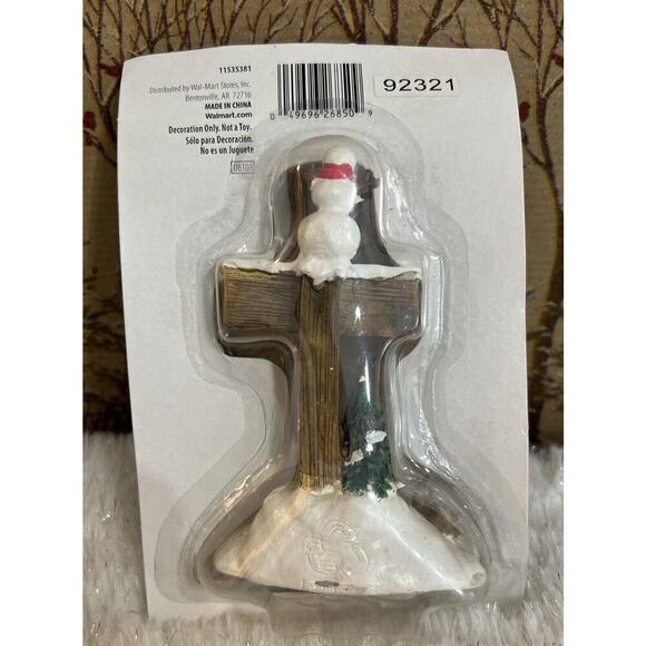 Holiday Time Let it Snow Christmas Village Accessory Figurine Snowman 2009 READ - Picture 8 of 8